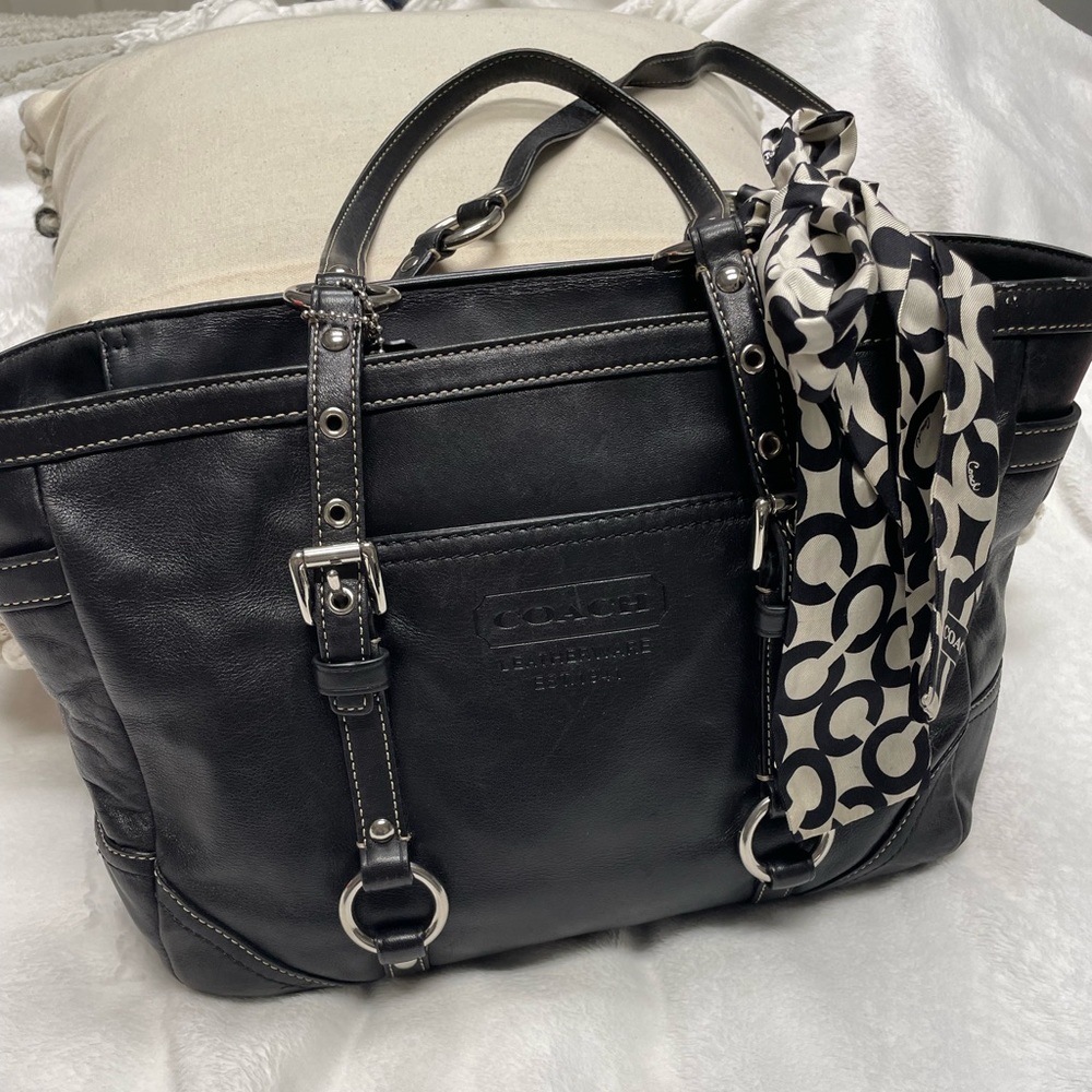 Black leather Coach purse (with scarf & dust bag)